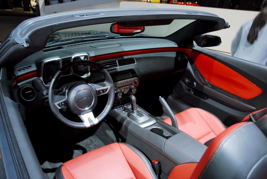  Chevrolet Camaro Convertible 2011 года  (фото 73 из 82)